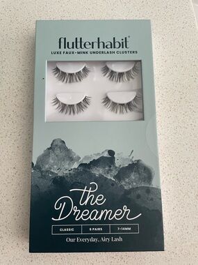 flutterhabit The Dreamer Luxe Faux-Mink Underlash Clusters in Teal/Black